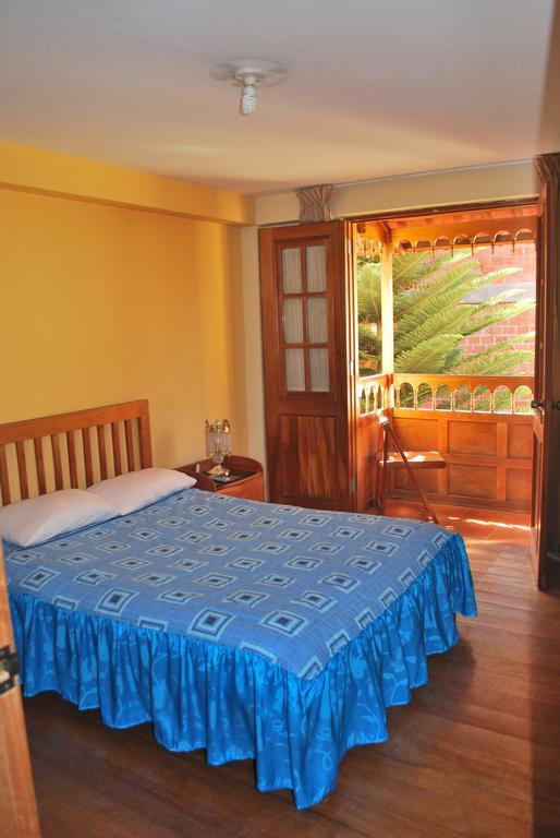 Hospedaje Kamila Bed and Breakfast Cuzco Esterno foto