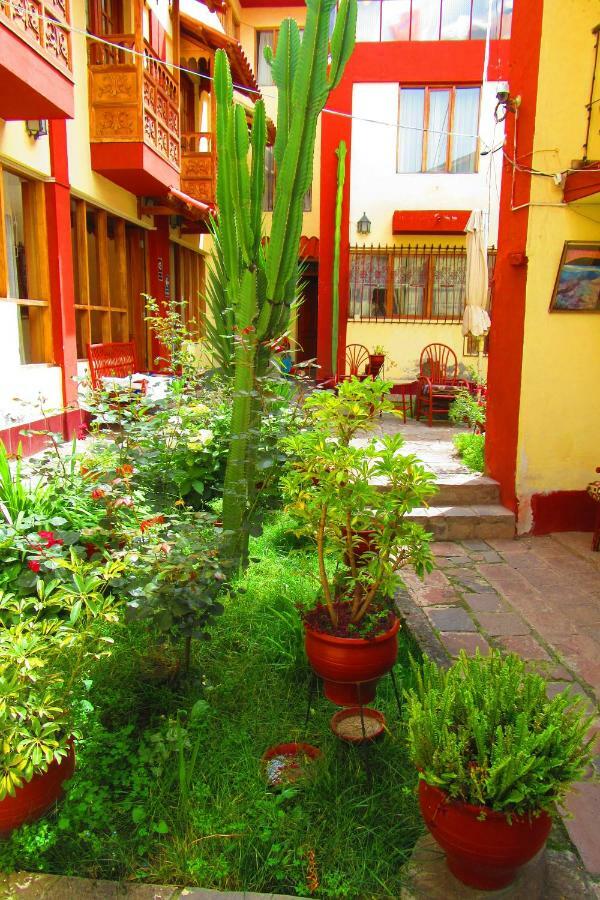 Hospedaje Kamila Bed and Breakfast Cuzco Esterno foto