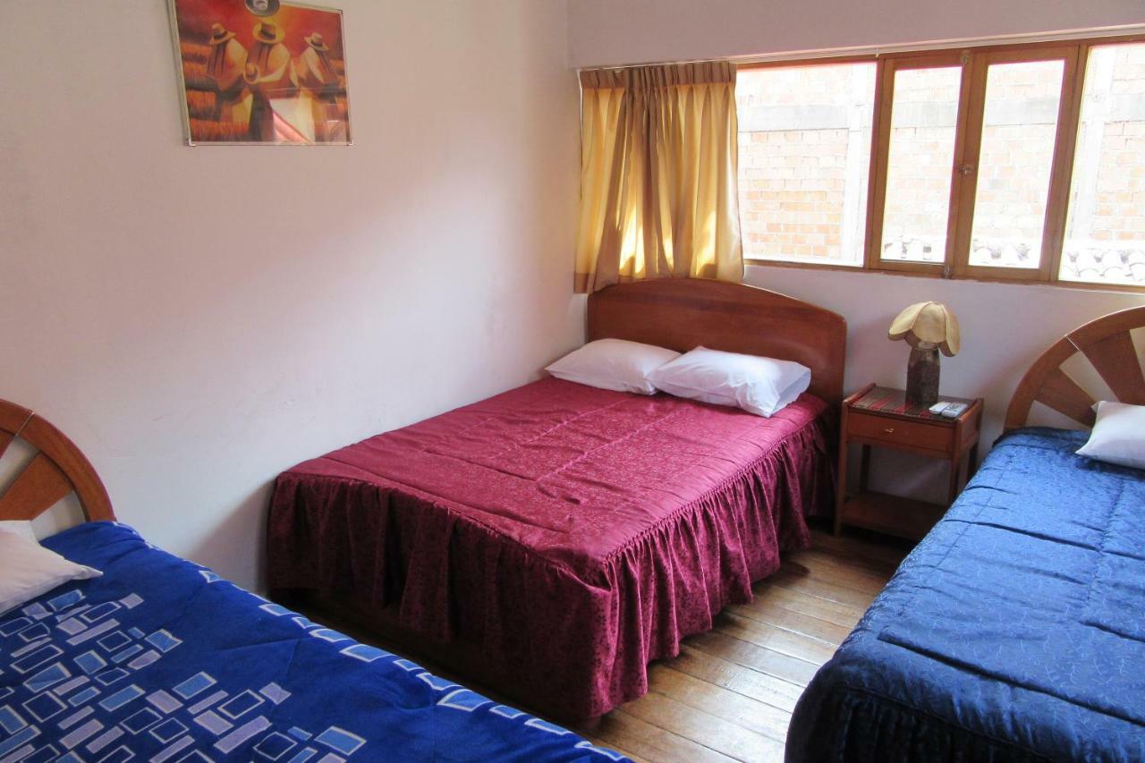 Hospedaje Kamila Bed and Breakfast Cuzco Esterno foto