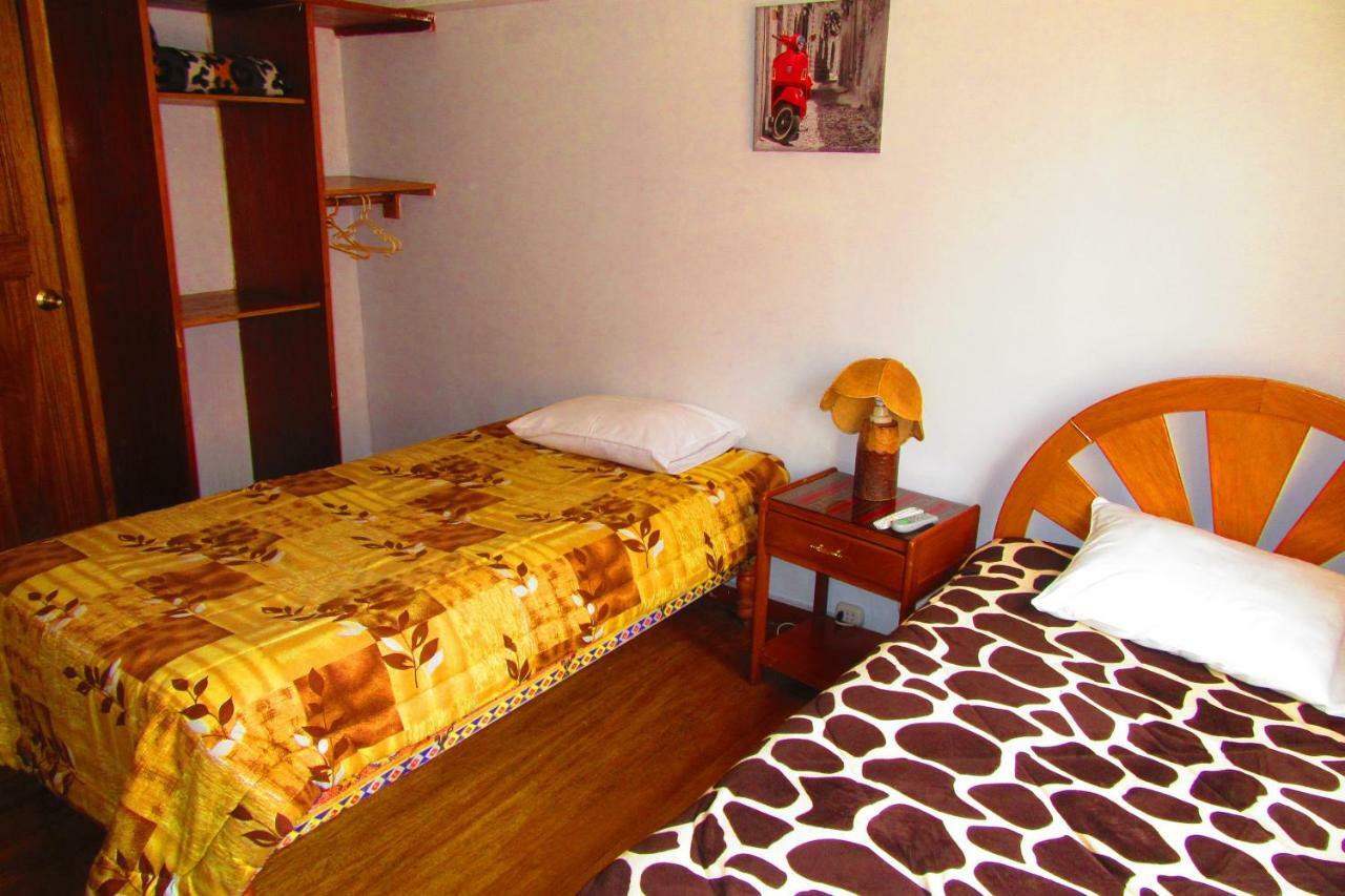 Hospedaje Kamila Bed and Breakfast Cuzco Esterno foto