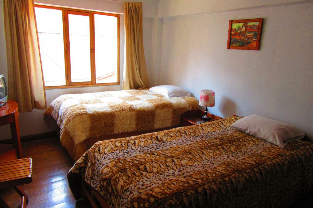 Hospedaje Kamila Bed and Breakfast Cuzco Esterno foto